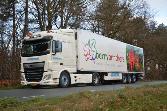 Nieuwe oplegger reclame Berry Brothers