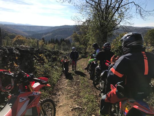 Enduro rijden in de Franse Auvergne 