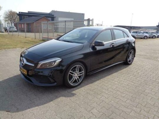 Mercedes A-Klasse AMG A180d 1.5 80KW Blue Eff. 2017 Zwart