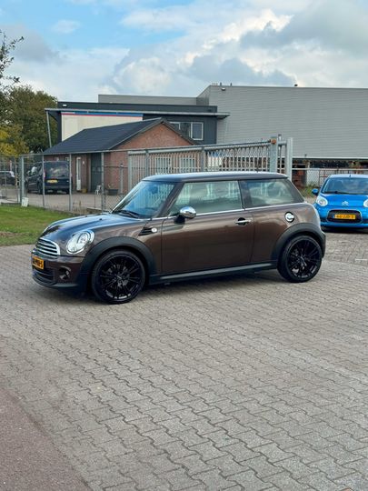 Mini (r56) 1.6 75pk 2011 Bruin