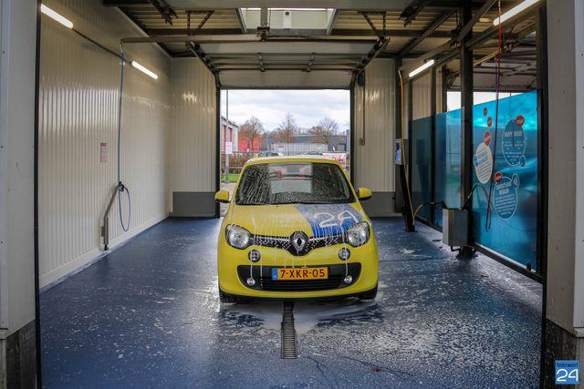 Nieuwe-wasbox-Bubbles-Carwash-3 (2).jpg